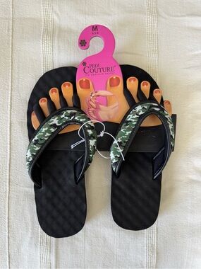 Women's Black Pedicure Sandals with Green Camo Straps